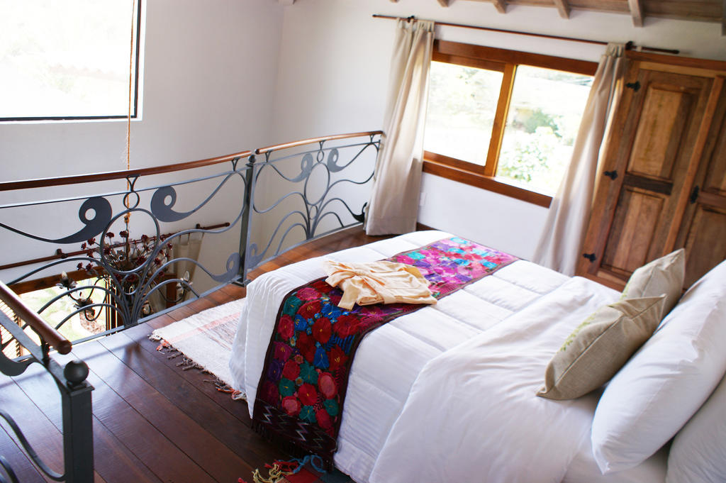 Le Village Boutique